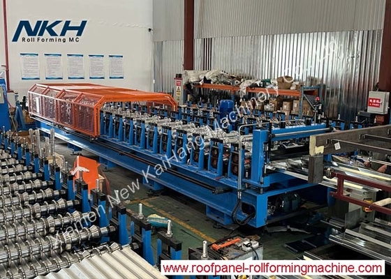 Roof Panel Roll Forming Machine with Stacker 20-25m/min Customizable