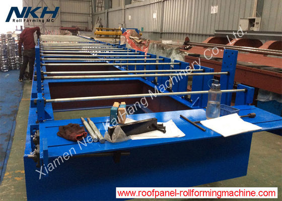 Popular Roof Panel Roll Forming Machine PLC Control With 1450 mm Input Width