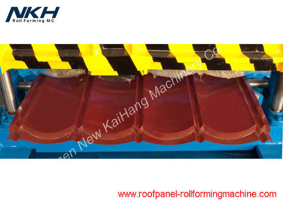 PLC Control Roof Tile Roll Forming Machine , Roof Profiling Machine CE Approved