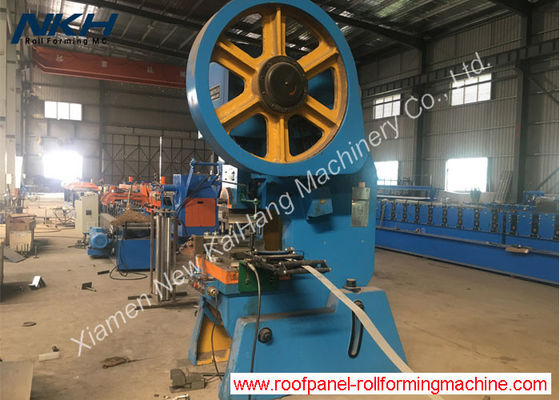 Steel Rack Roll Forming Machine , Angle Roll Forming Machine With Servo Feed In