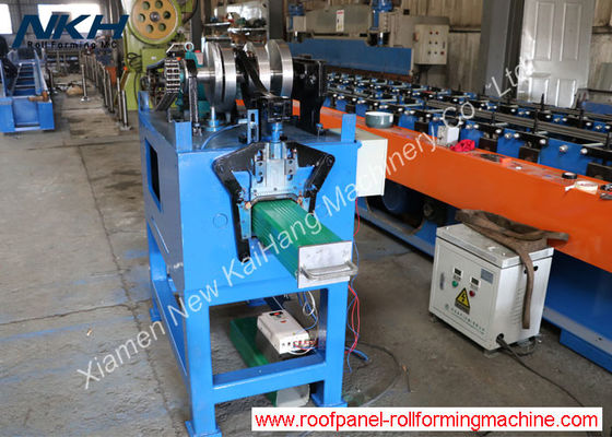 kopen Vierkant Rond Downspout Downpipe Broodje die Machine voor Dakgootdownspouts vormen online manufacture