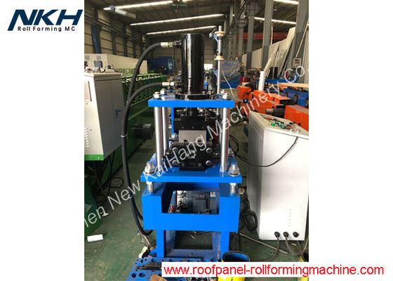 comprar Máquina formadora de rollos de lamas de persiana enrollable, Máquina de puerta de persiana enrollable para láminas de metal online manufacture