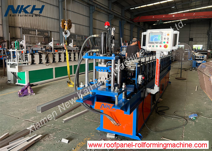 Roofing U40 Sheet Roll Forming Machine for Flashing Cover Roof panel, Cold roll forming mills