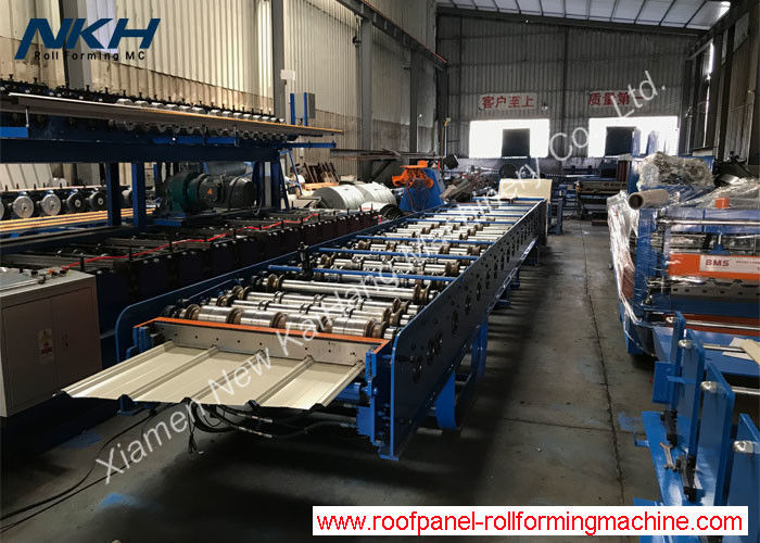 CSA Angle Cut 0.4mm Roof Panel Roll Forming Machine